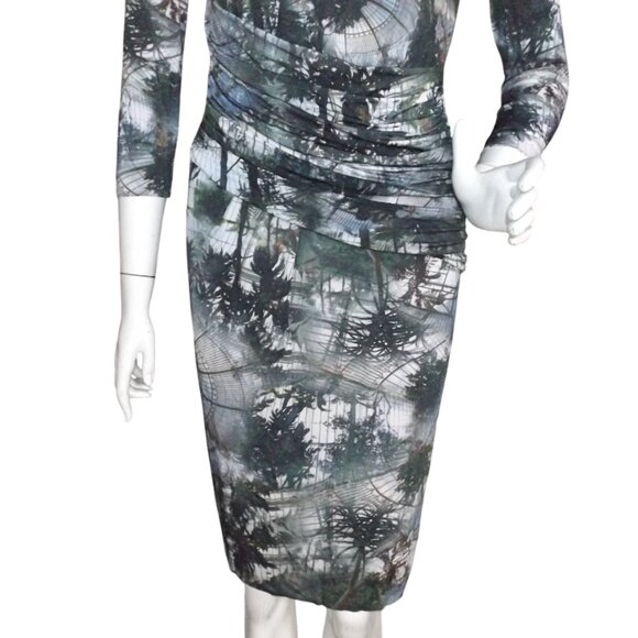 ESCADA Dress,  36/US 6, Elmonde/Forest print, Gathered Waist, Trees/Atrium, Zip - Picture 4 of 15